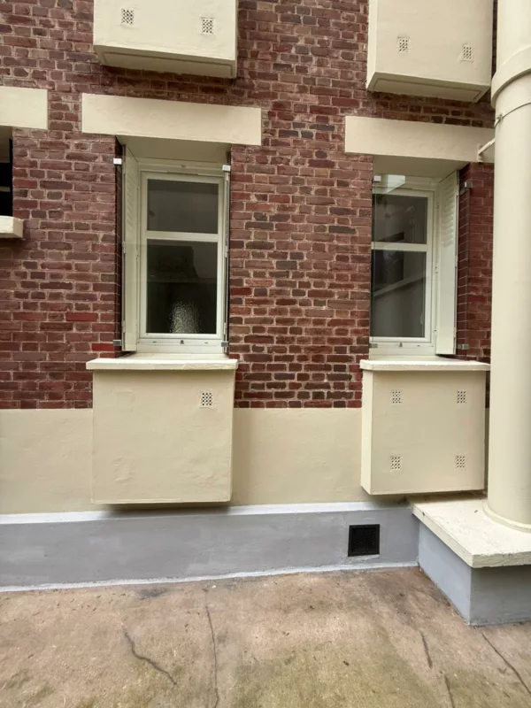 protection de fenêtre volets métalliques